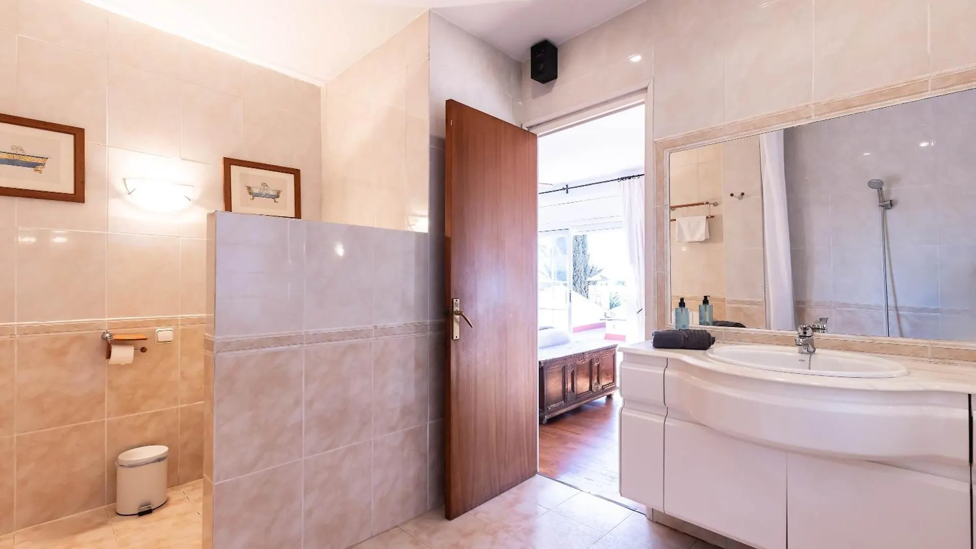 Calafell Villa By Tarragonadays بيت للعطل